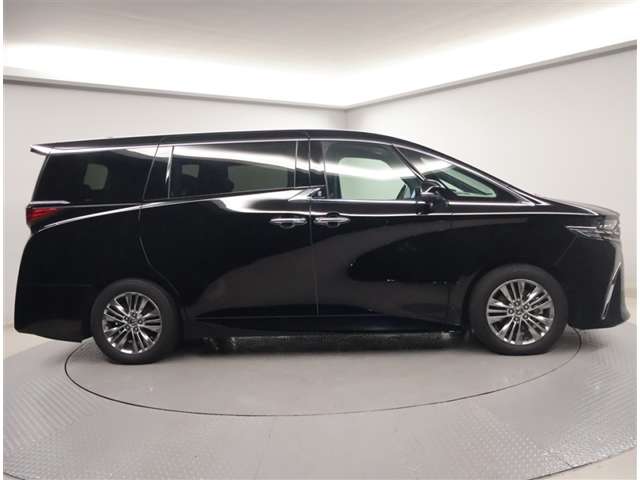 Toyota Alphard 2