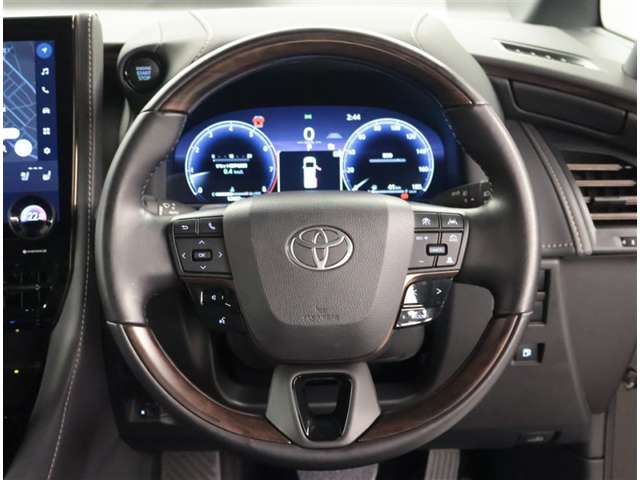 Toyota Alphard 6