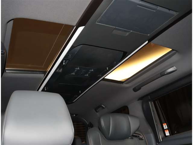 Toyota Alphard 12