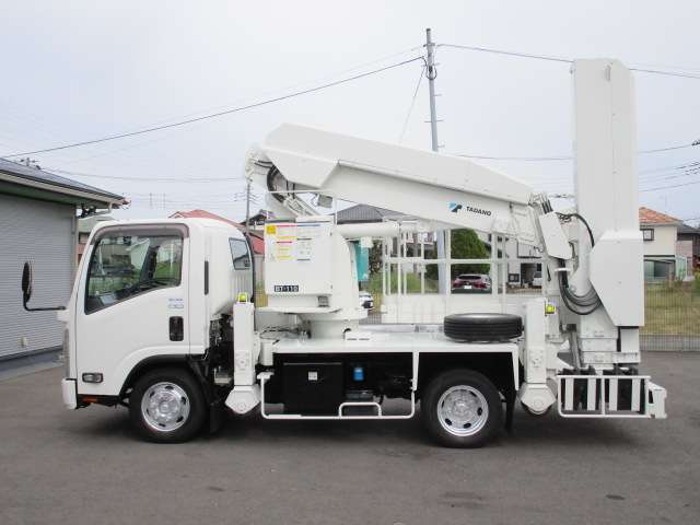 Isuzu Elf 6