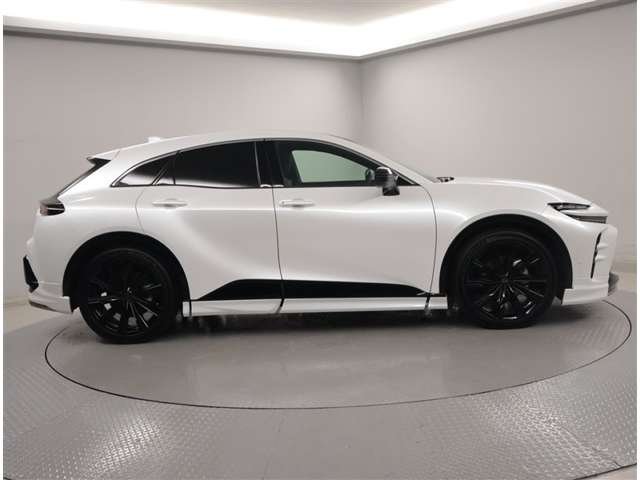 Toyota Crown Sport 2