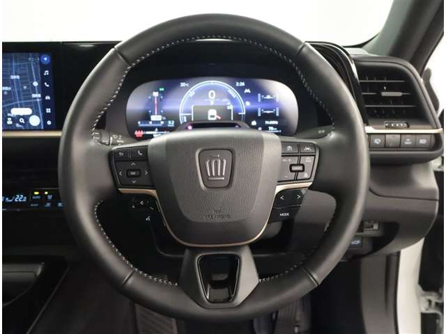 Toyota Crown Sport 6