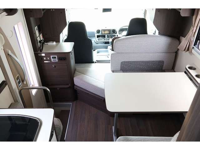 Toyota Camroad 4
