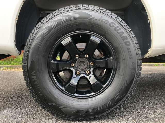 Nissan Titan 11