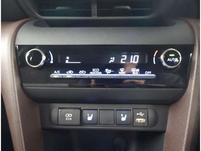 Toyota Yaris Cross 12