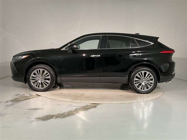 Toyota Harrier 2