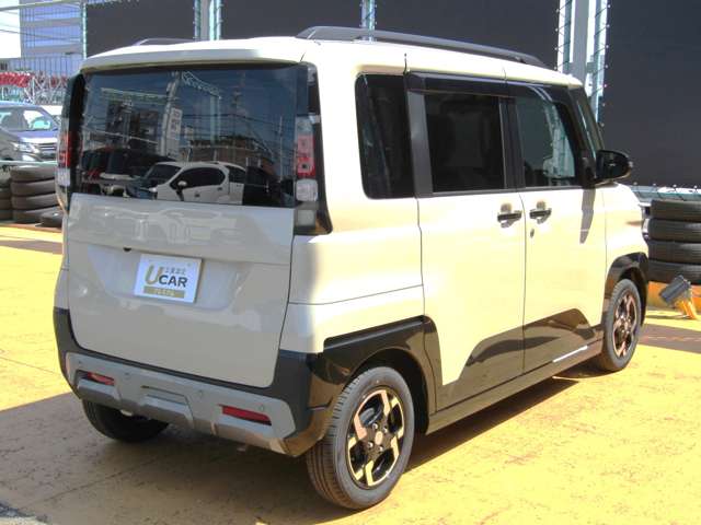 Mitsubishi Delica Mini 8