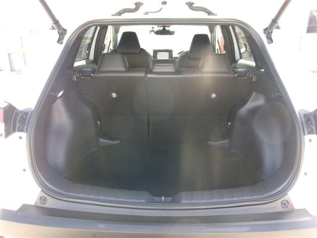 Toyota Corolla Cross 12