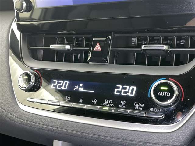 Toyota Corolla Cross 12