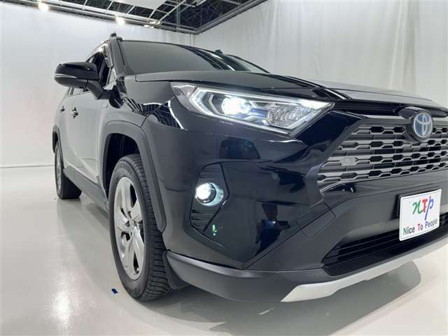 Toyota RAV4 8