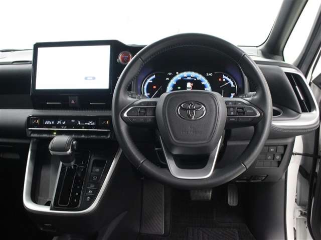 Toyota Noah 6