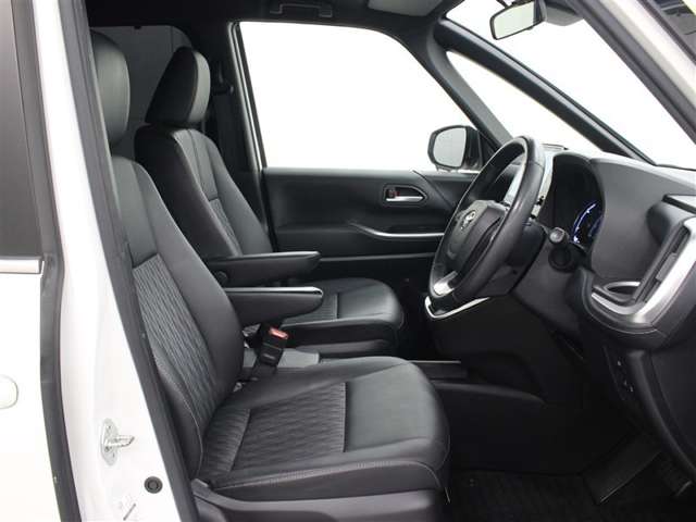 Toyota Noah 9