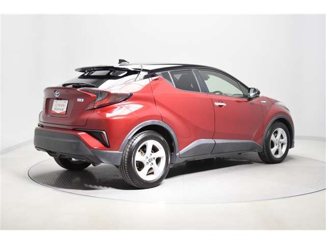 Toyota C-HR 6