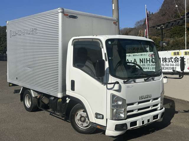 Isuzu Elf 2