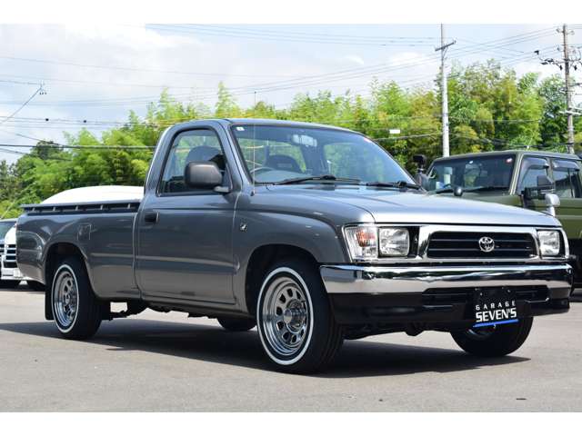 Toyota Hilux 5