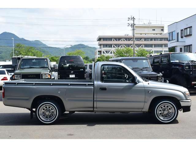 Toyota Hilux 6