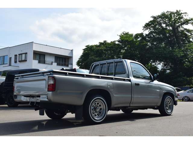 Toyota Hilux 7