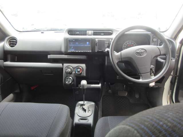 Toyota Probox Van 9