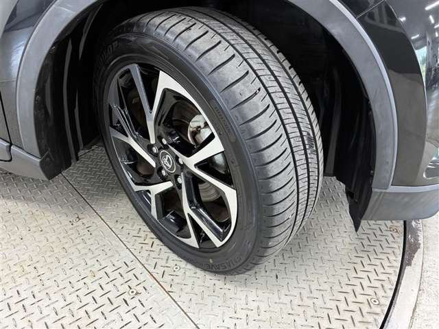 Toyota C-HR 12