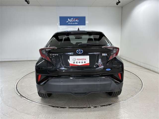 Toyota C-HR 6