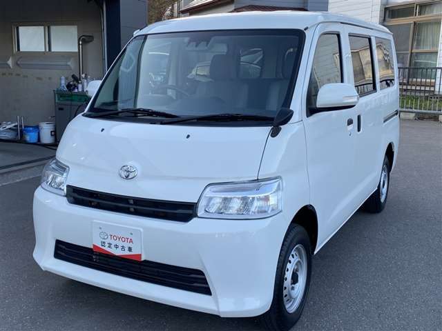 Toyota Town Ace Van 4