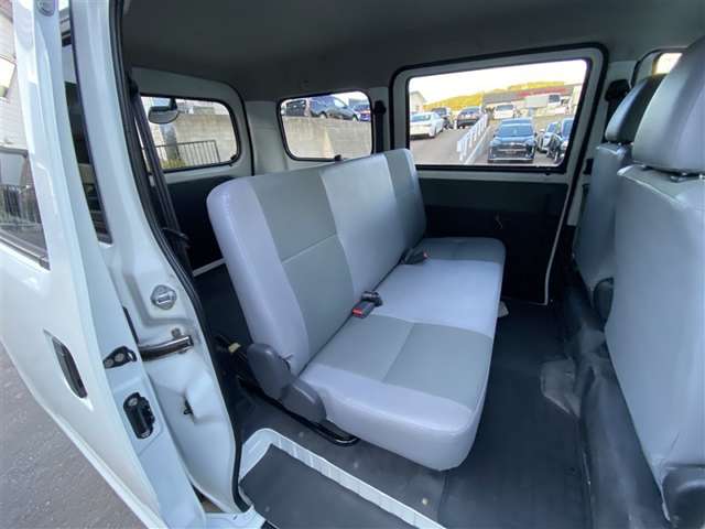 Toyota Town Ace Van 9
