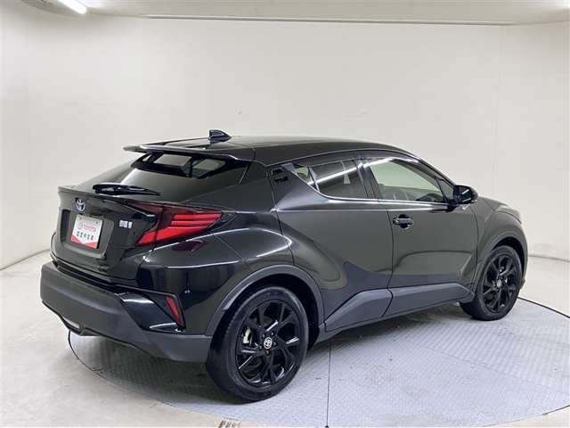 Toyota C-HR 3