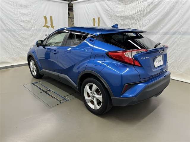 Toyota C-HR 9