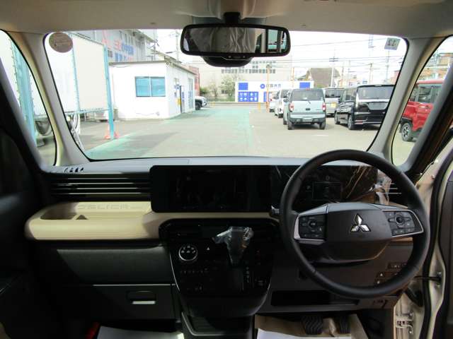 Mitsubishi Delica Mini 12