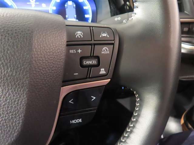 Toyota Crown Sport 11