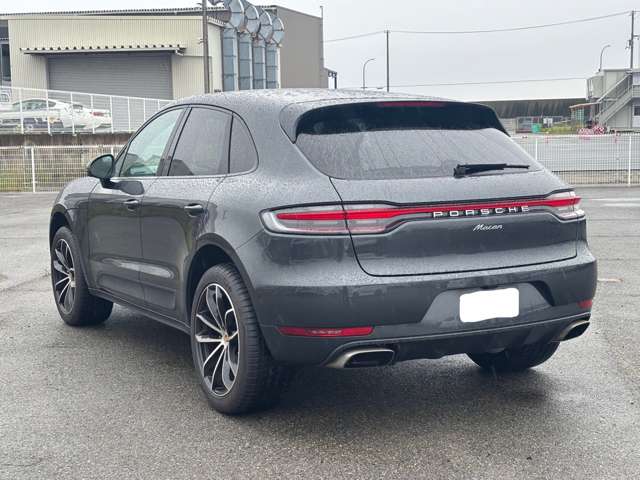 Porsche Macan 5