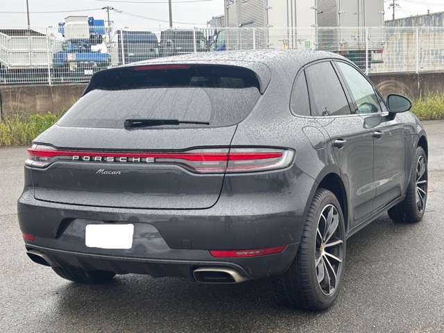 Porsche Macan 6