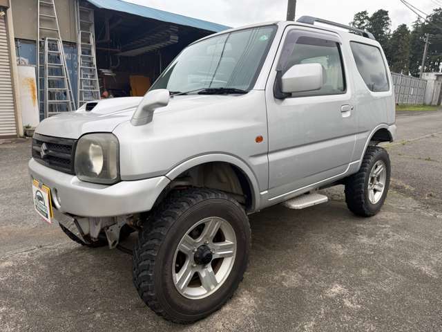 Suzuki Jimny 4
