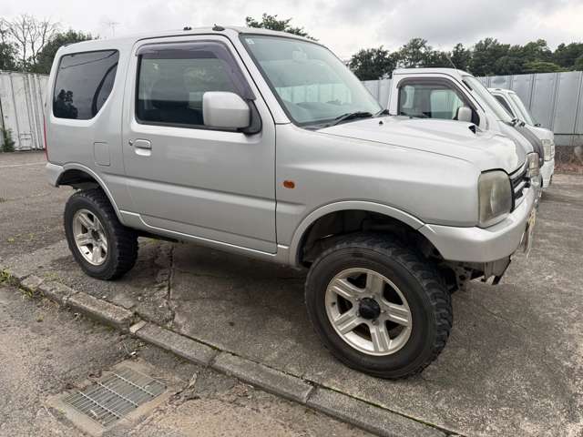 Suzuki Jimny 5