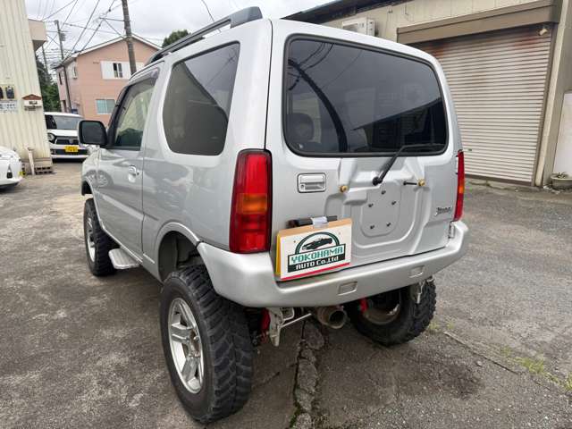 Suzuki Jimny 6