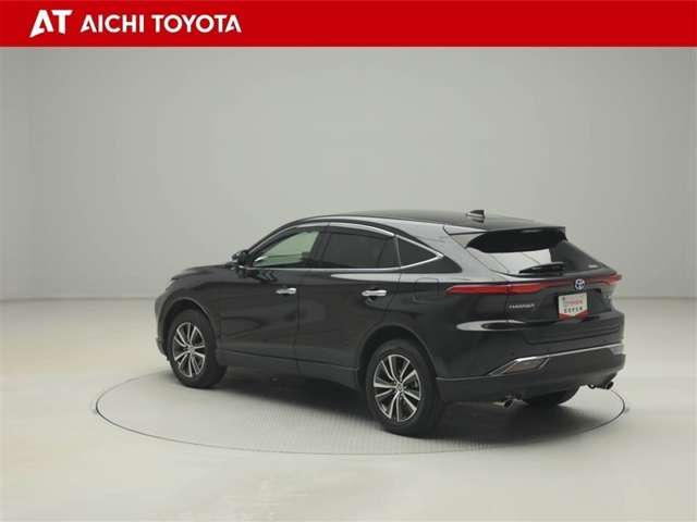 Toyota Harrier 4