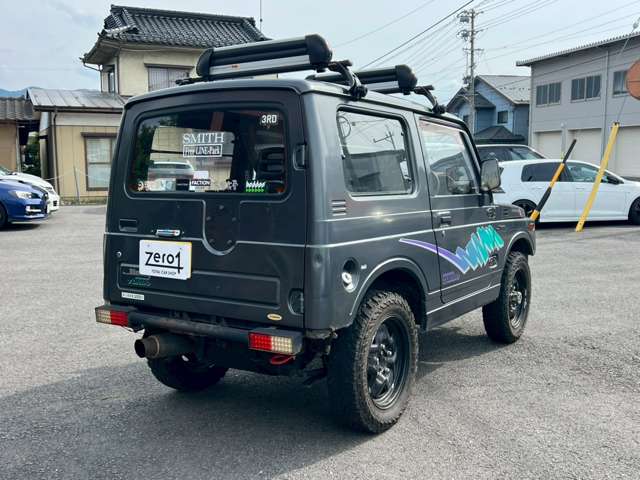 Suzuki Jimny 4