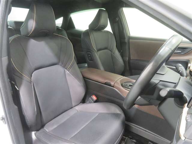 Toyota Crown Crossover 10
