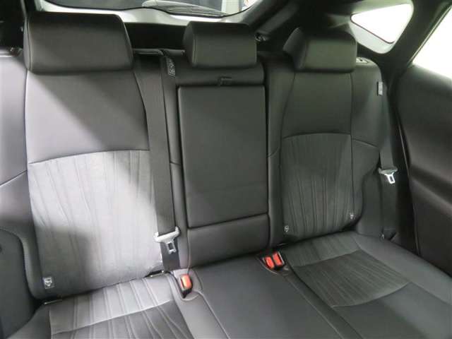 Toyota Harrier 10