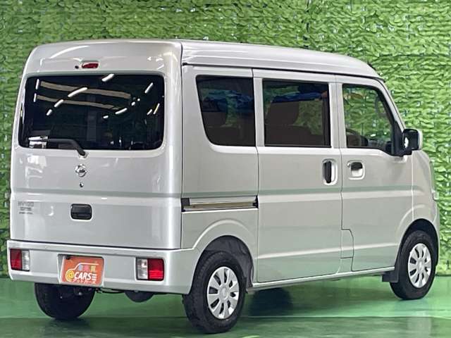 Nissan NV100 Clipper 10
