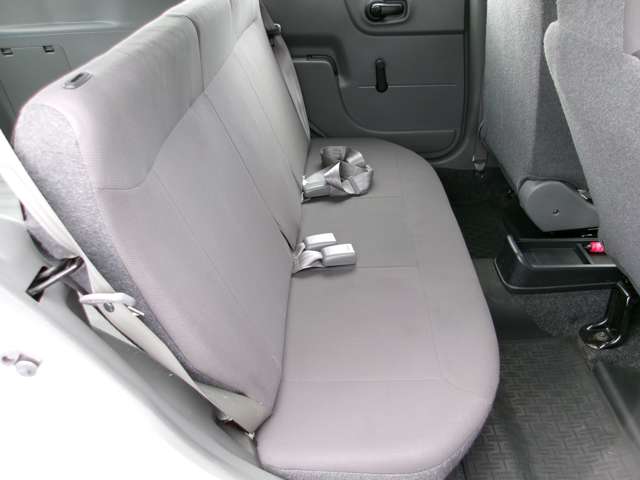Nissan NV150 AD 11