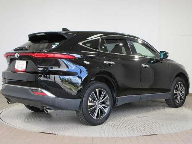 Toyota Harrier 3