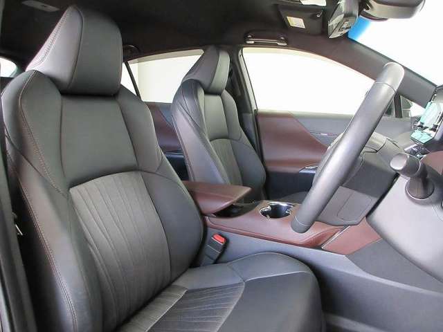 Toyota Harrier 4