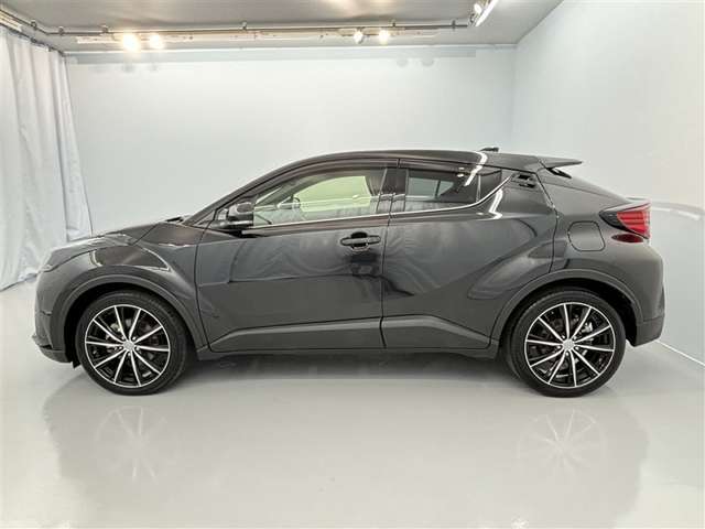 Toyota C-HR 5