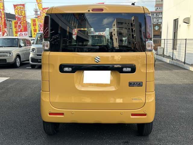 Suzuki Spacia Base 8