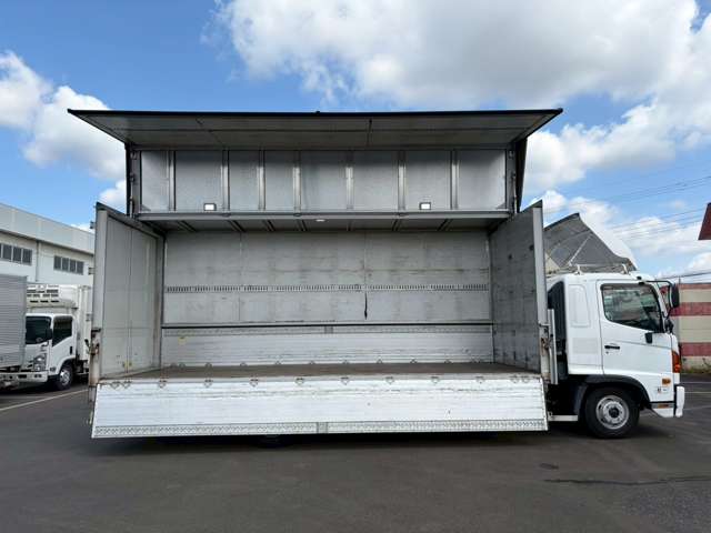Hino Ranger 11