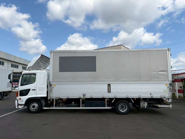 Hino Ranger 8