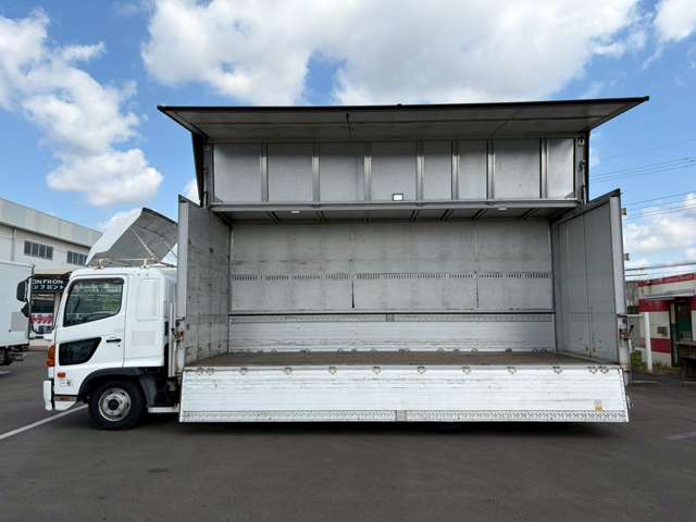Hino Ranger 9