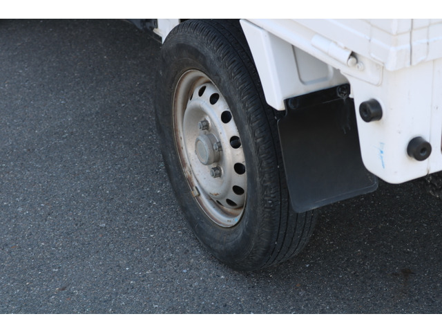 Mitsubishi Minicab Truck 11