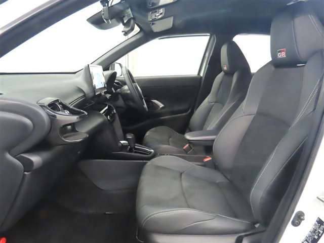 Toyota Yaris Cross 10
